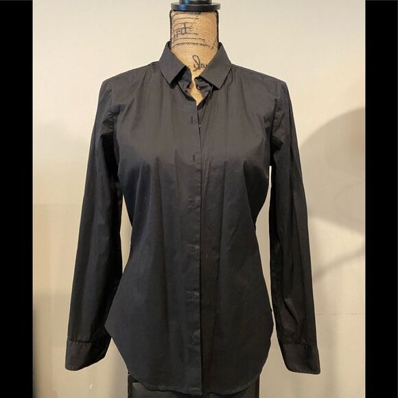 Zara Tops - Zara black classic shirt
